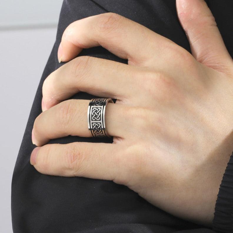 Celtic Knot Band Ring