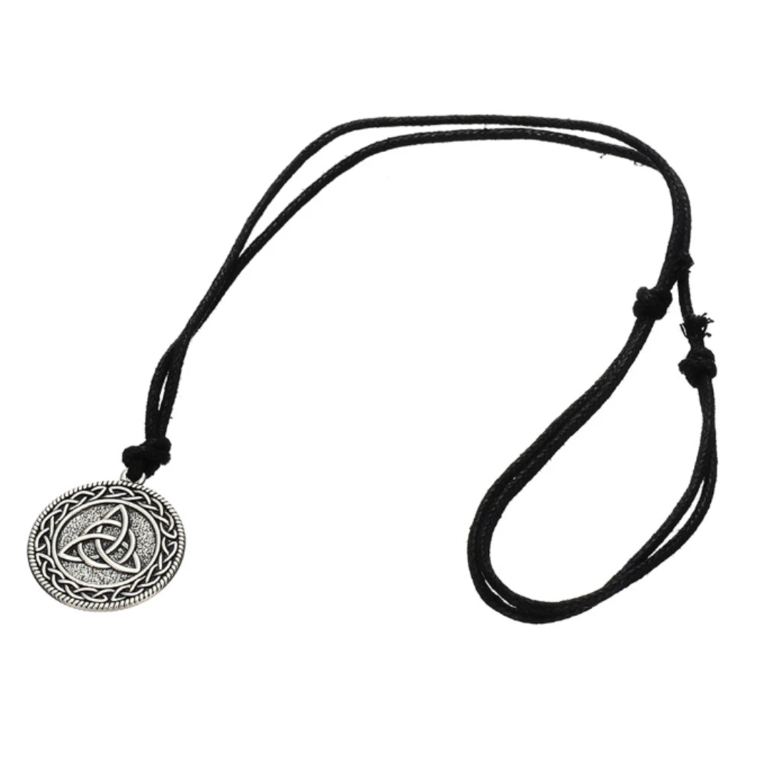 Vintage Round Celtic Trinity Knot Rope Necklace